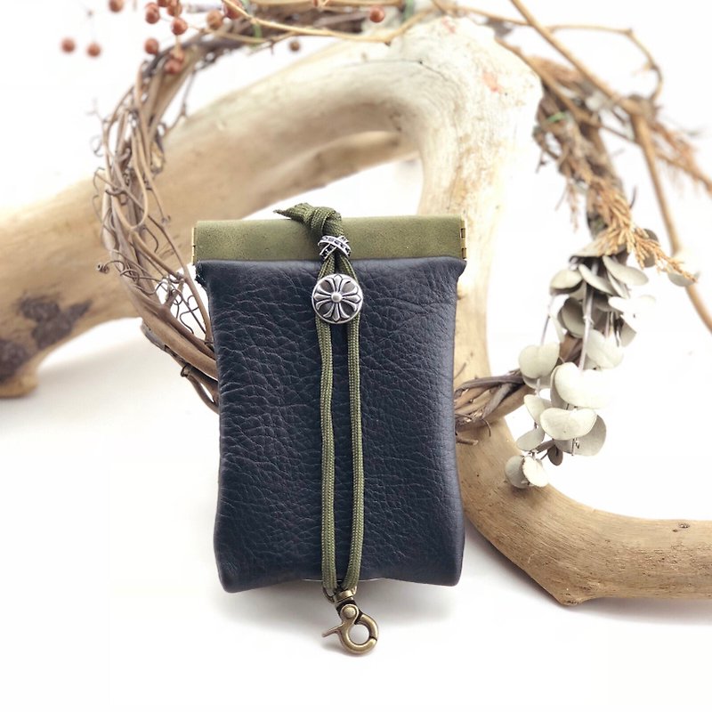 Stitching free shrapnel key bag - key / key bag / storage / key case - Keychains - Genuine Leather Black