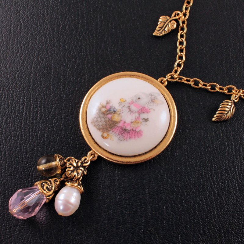 Cute Pink Bunny Rabbit Hare Porcelain Cameo Gold Charm Pendant Necklace Jewelry - 項鍊 - 瓷 粉紅色