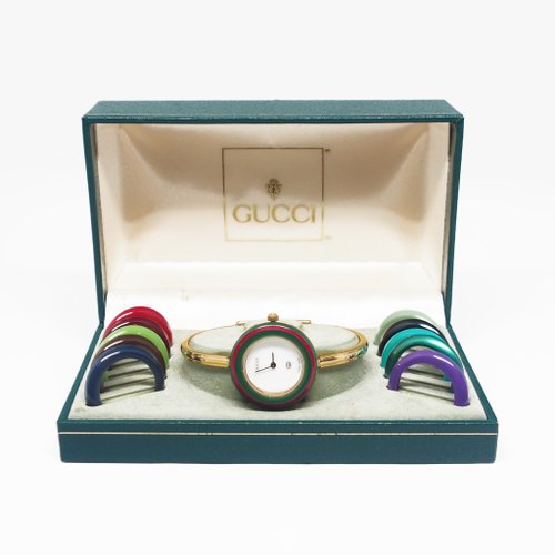 GUCCI ゴールド ブレスレット時計 500x0.jpg