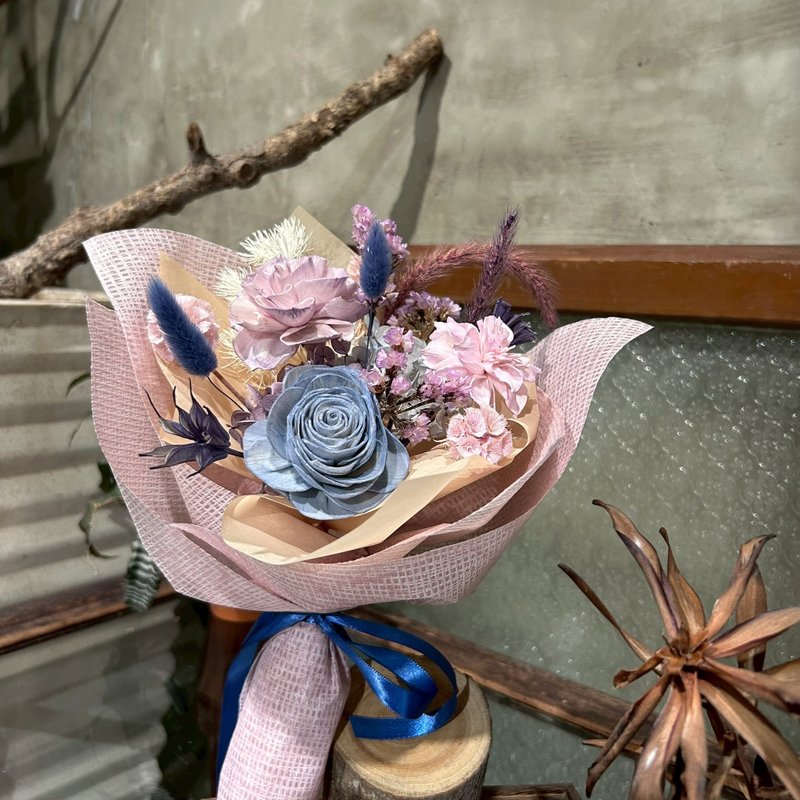 浪漫感索拉花束/紫調 - 花藝/盆栽/植栽 - 植物．花 