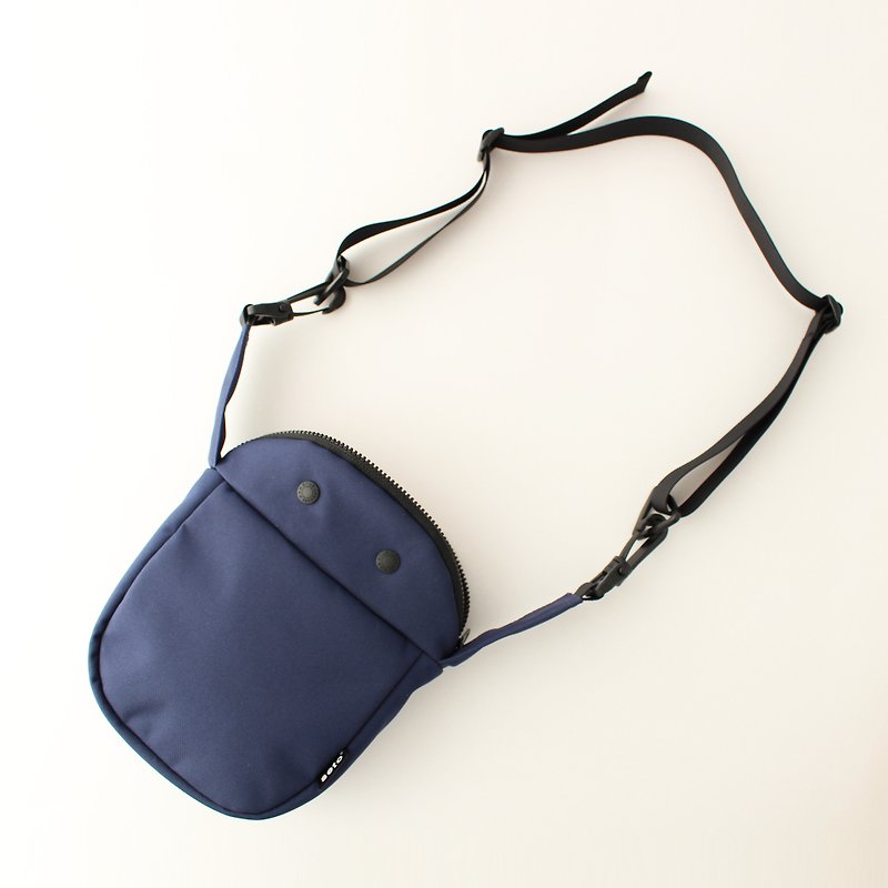 The creature bag　Thick　Small　Taiko-sagari　Navy - Messenger Bags & Sling Bags - Polyester Blue