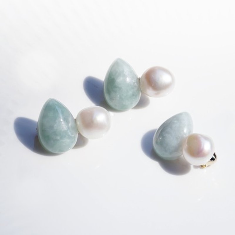 Burmese Jade and Baroque Freshwater Pearl Brooch Yang Guifei - Hair Accessories - Gemstone Multicolor