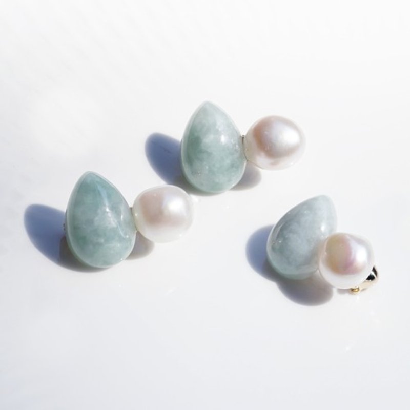 Burmese Jade and Baroque Freshwater Pearl Brooch Yang Guifei - เครื่องประดับผม - เครื่องเพชรพลอย หลากหลายสี