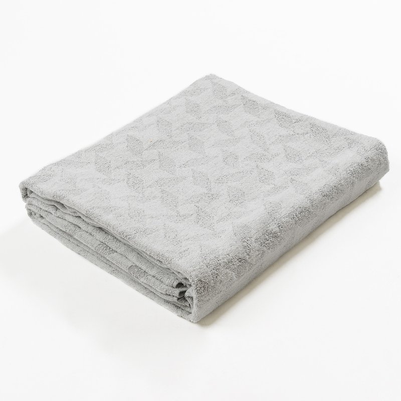 MIT Made in Taiwan Bamboo Charcoal Concave Jacquard Towel Quilt 146X170cm Warm Thick Style - เครื่องนอน - ผ้าฝ้าย/ผ้าลินิน 