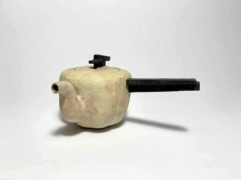 Weiji series side handle pot - ถ้วย - ดินเผา 