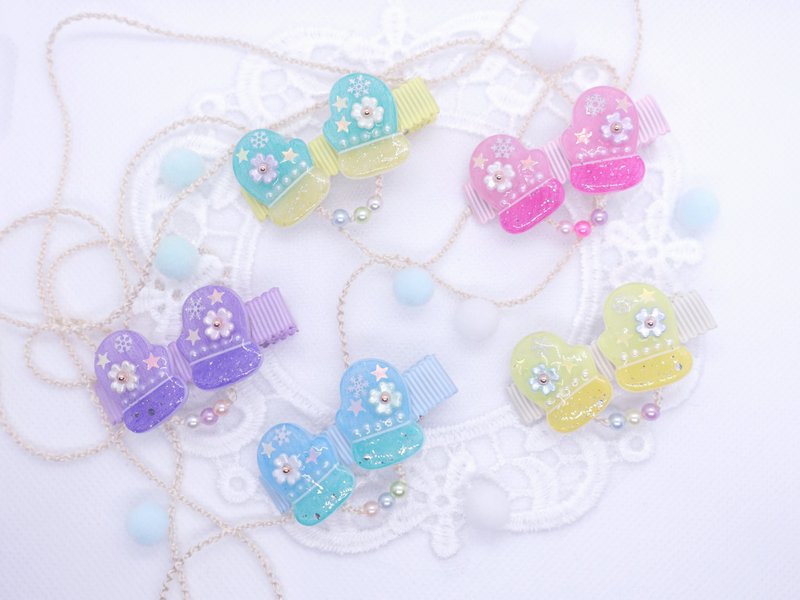 可愛手套兒童髮夾 滴膠髮飾 送禮  Mitten UV Resin Hair Clip - 髮夾/鯊魚夾 - 其他材質 