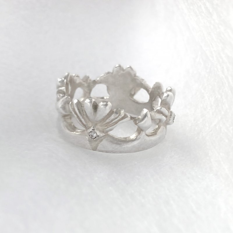 Love crown sterling silver ring silver925 - แหวนทั่วไป - เงินแท้ สีเงิน
