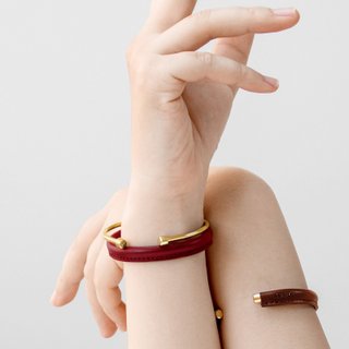 Gemini leather monochrome bracelet / red, Brown