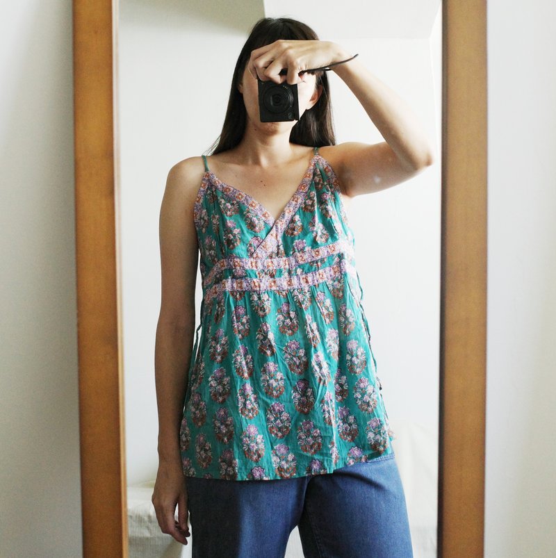 Used Anokhi handmade woodblock printed spaghetti strap tank top - เสื้อกั๊กผู้หญิง - ผ้าฝ้าย/ผ้าลินิน 