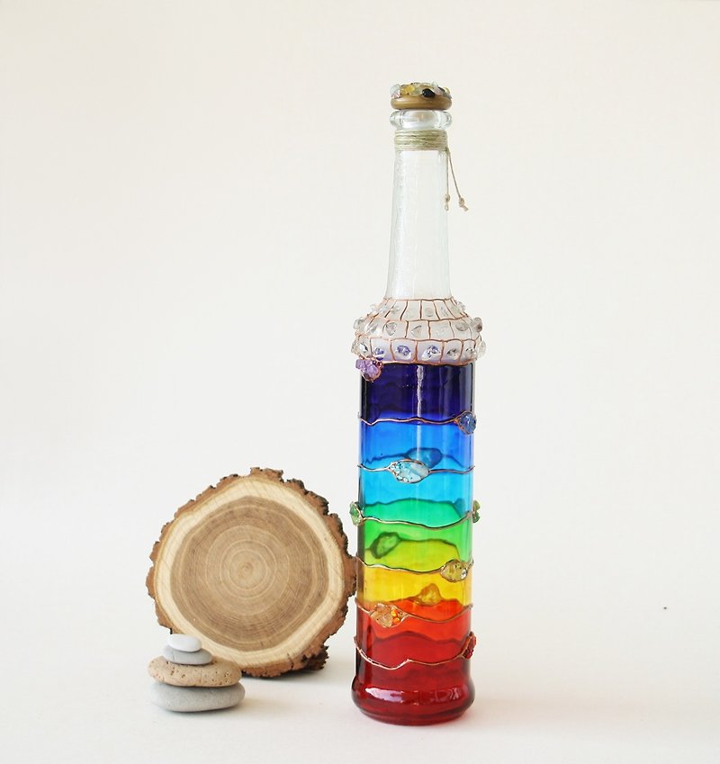 Rainbow Bottle Chakra Colors Gemstones Hand Painted - 開瓶器/罐頭刀 - 玻璃 多色