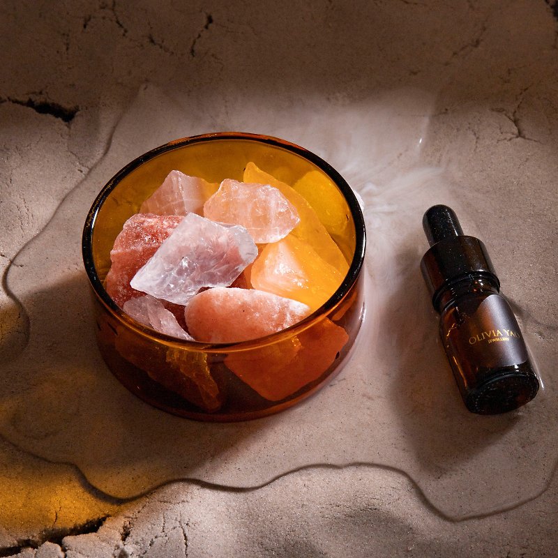 【Gift of aromatherapy essential oils】Formless Serene Lakes - Fragrances - Semi-Precious Stones Brown