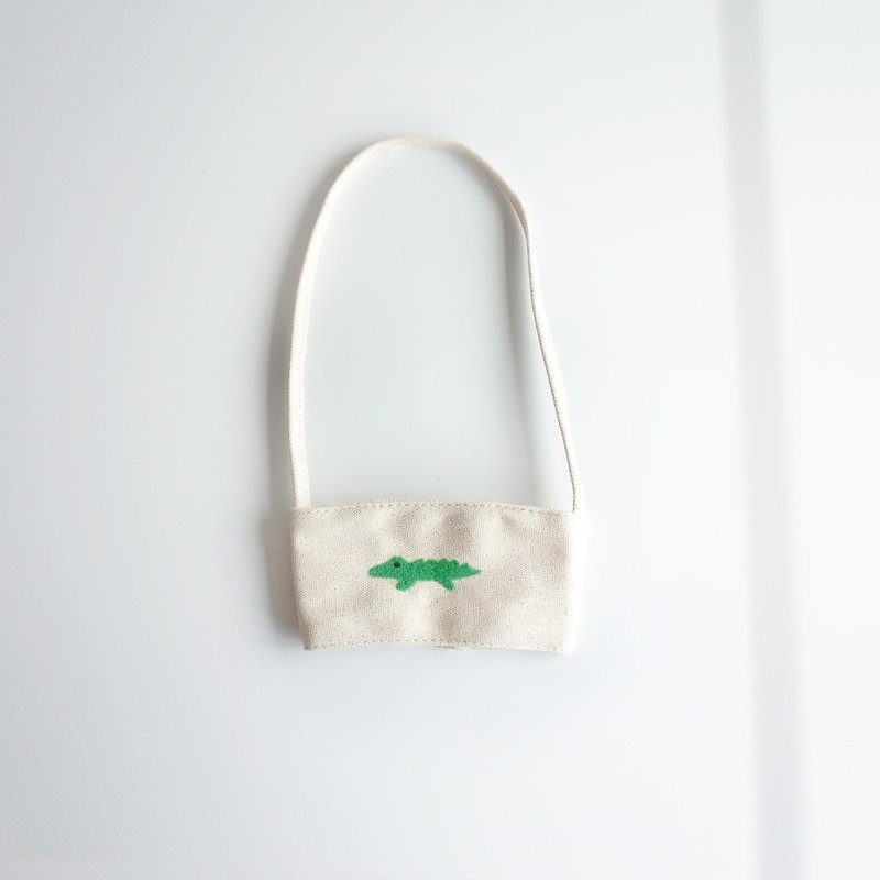 【Q-cute】簍空飲料提袋系列-大杯鱷魚 - 杯袋/飲料提袋 - 棉．麻 綠色