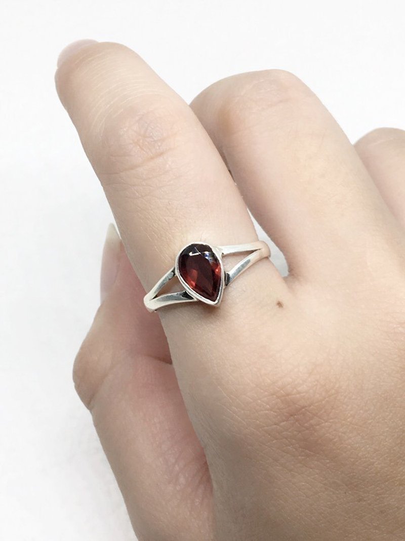 Garnet 925 sterling silver exotic design ring Nepal handmade mosaic production (style 2) - General Rings - Gemstone Red
