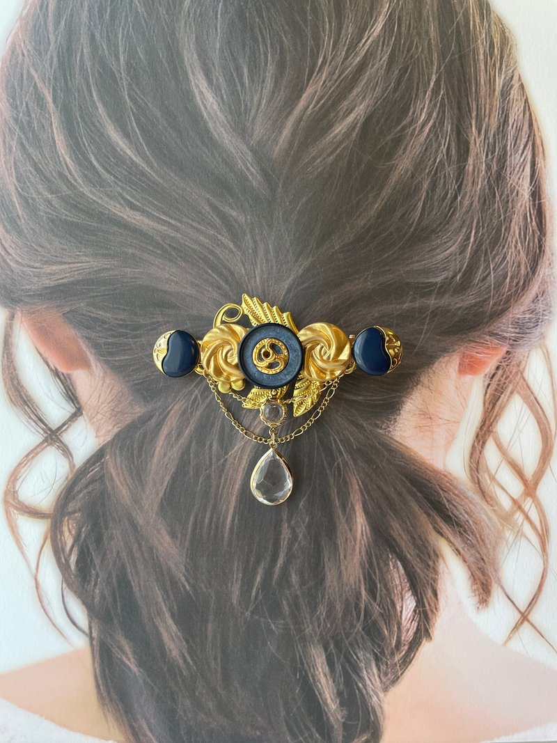 vintagebutton hairclip 7.5cm - เครื่องประดับผม - พลาสติก สีน้ำเงิน