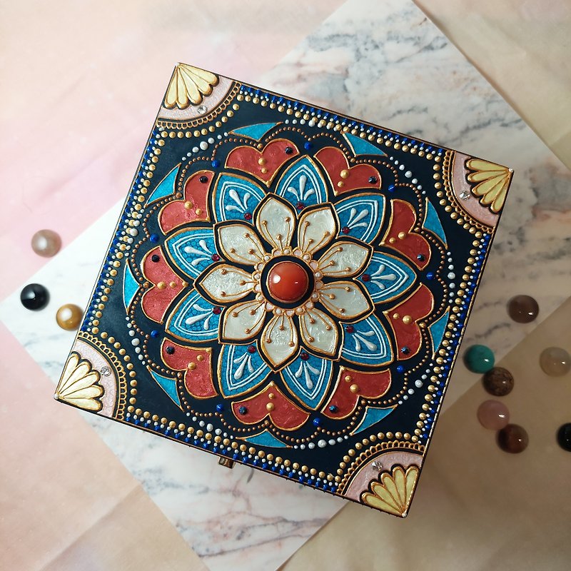 手繪雕花正方形珠寶盒/HENNA/曼陀羅/民族風 - 擺飾/家飾品 - 木頭 咖啡色