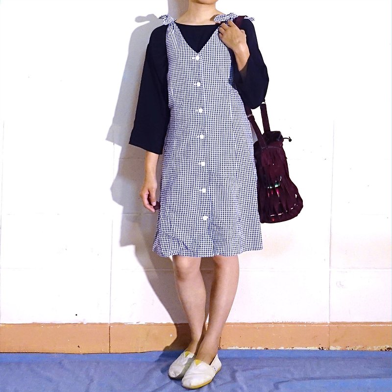 BajuTua / vintage / Pretty fine checkered black and white sleeveless short dress B & W plaid vintage dress - ชุดเดรส - ผ้าฝ้าย/ผ้าลินิน สีดำ
