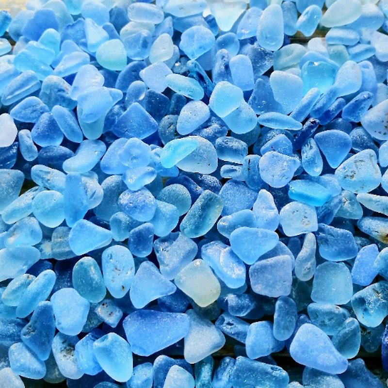Genuine Sea glass bulk for decor.Cornflower blue Sea glass supplies.Rare glass