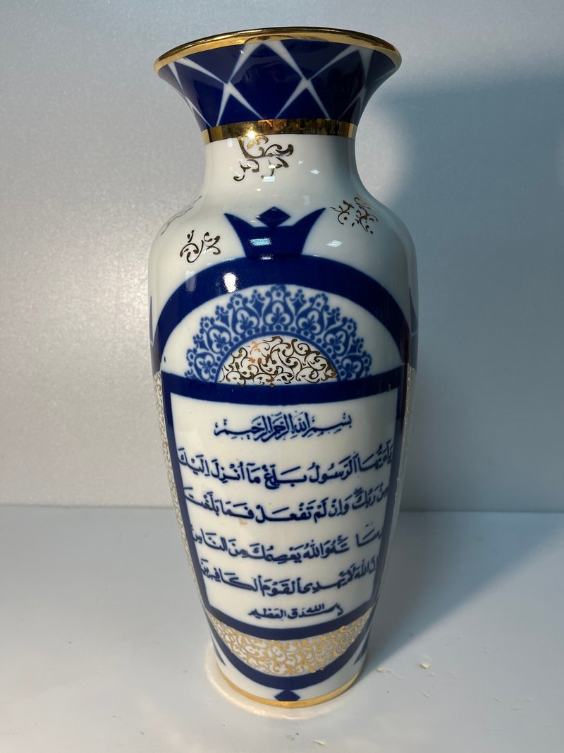 [Egyptian handmade] 100% antique handmade porcelain vase imported from Egypt - เซรามิก - เครื่องลายคราม ขาว