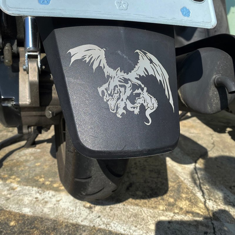 Abyss Dragon Reflective Sticker Waterproof Car Sticker Car Sticker Motorcycle Sticker Silver White Bottomless Basket Sky Dragon - สติกเกอร์ - วัสดุกันนำ้ 