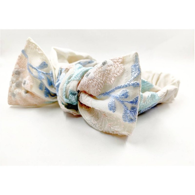 Petitbebe二用藍色立體蕾絲蝴蝶結髮帶 - 髮圈/髮夾 - 棉．麻 白色