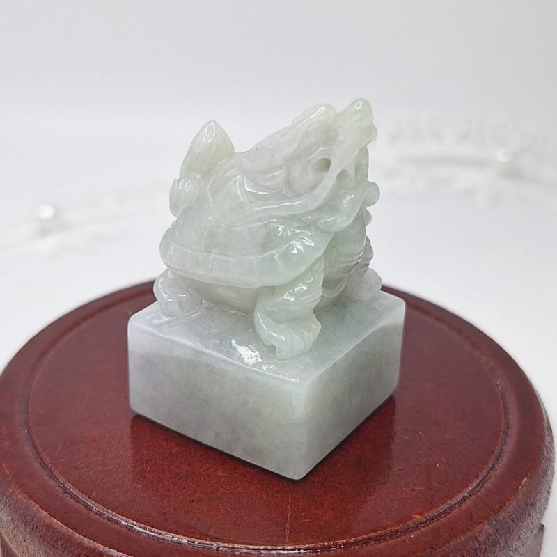 Warm pink and purple three-color hand-carved dragon turtle stamp| Natural Burmese jade A grade jade - Items for Display - Jade 