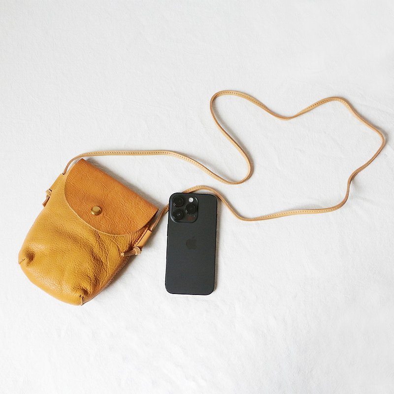 Soft genuine leather shoulder bag, crossbody bag, lightweight - Messenger Bags & Sling Bags - Genuine Leather Orange