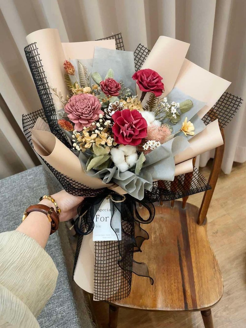 永生玫瑰【黑色莓果】求婚花束 情人節花束 母親節花束 生日花束 - 乾燥花/永生花 - 植物．花 黑色