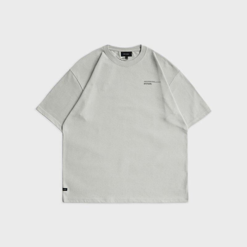 DYCTEAM - DL落肩標語TEE (gray) - 男 T 恤 - 棉．麻 灰色