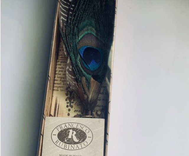 Beautiful peacock feather pen Italian-made European retro