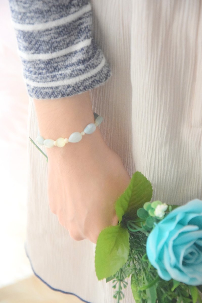 Soft Forest Tone Handmade Bracelet  - Bracelets - Stone 