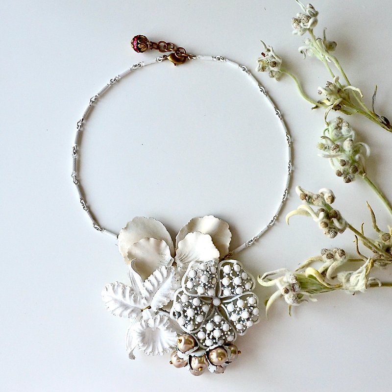 Jardin secret - matin : collaged white enamel flower statement necklace - Necklaces - Other Metals White