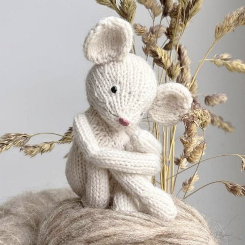 Pixie the mouse Knitting pattern. English and Russian PDF - 手工藝教學/工具書 - 其他材質 