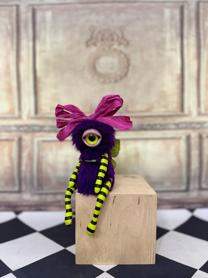 Purple cyclop - doll with wings _ READY TO SHIP! - 玩偶/公仔 - 其他材質 紫色