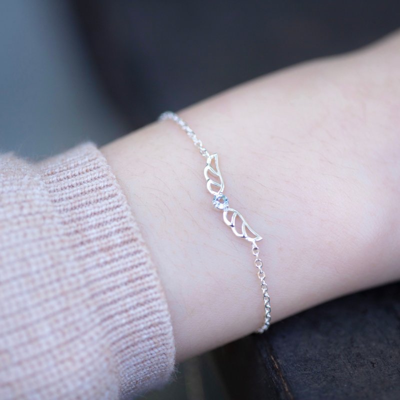 藍托帕石925純銀天使翅膀手鍊 - 手鍊/手環 - 寶石 銀色