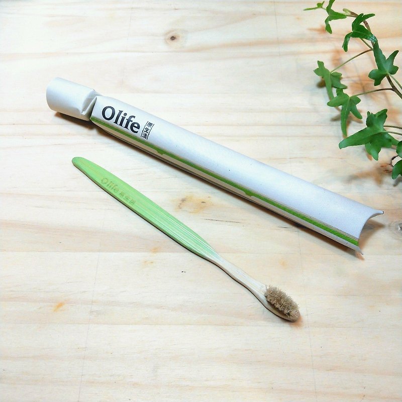 Olife original natural handmade bamboo toothbrush [moderate soft white horse hair gradient light green] - อื่นๆ - ไม้ไผ่ สีเขียว