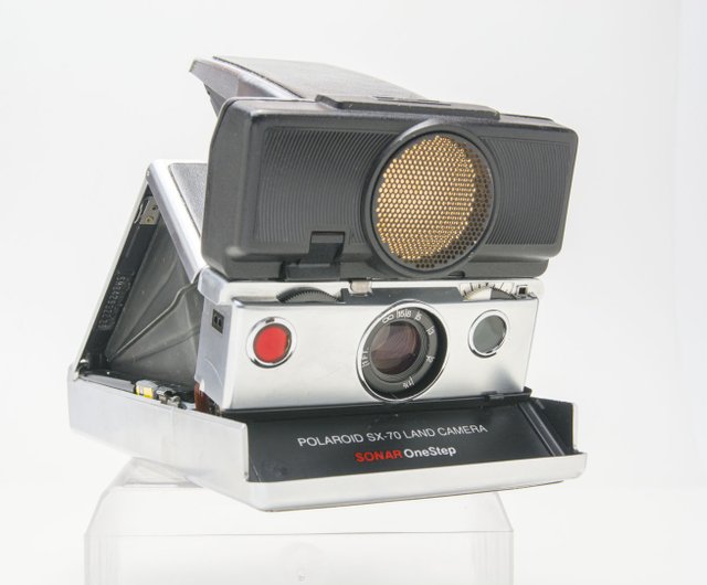 Polaroid SX-70 SONAR