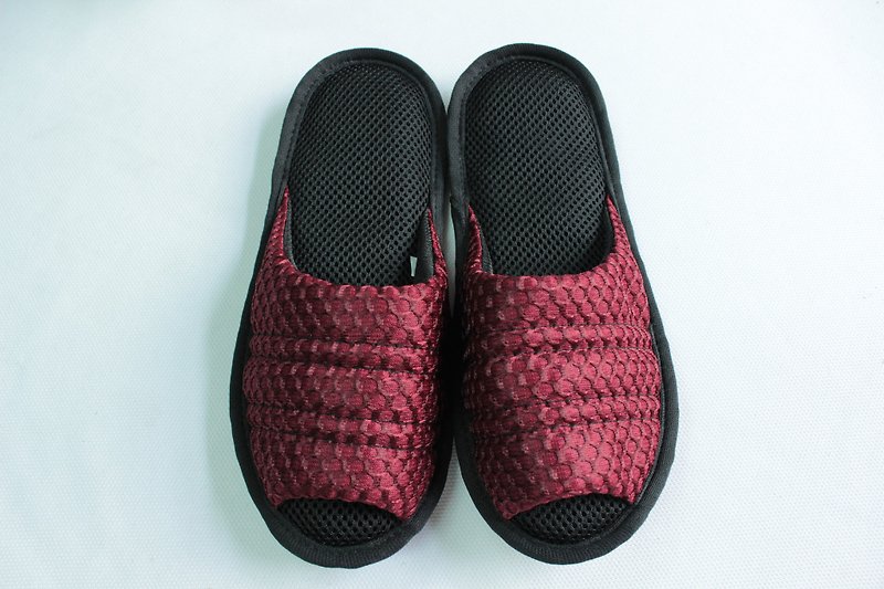 AC RABBIT-Low Pressure Indoor Functional Air Cushion Slippers (SP-1602) Decompression Comfort Made in Taiwan - Indoor Slippers - Polyester Red