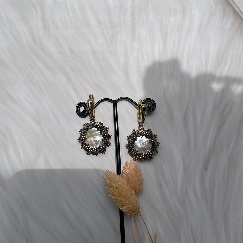 Pearl ear-rings - Earrings & Clip-ons - Pearl 