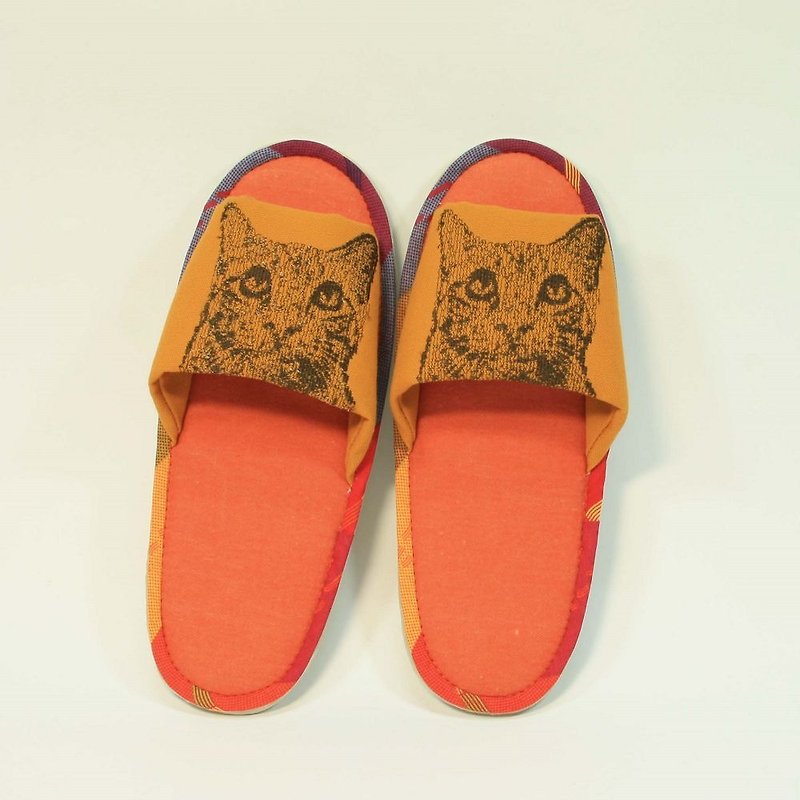 Embroidery indoor drag 09-cat - รองเท้าลำลองผู้หญิง - ผ้าฝ้าย/ผ้าลินิน สีส้ม