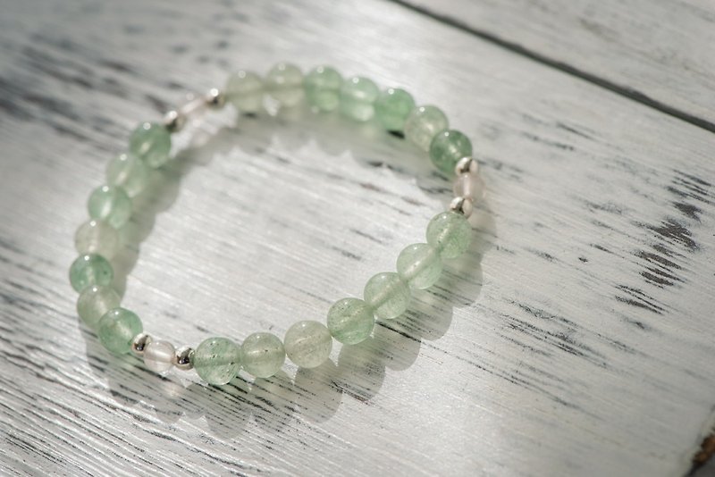Good Marriage II. 8mm green strawberry crystal bracelet. - Bracelets - Gemstone Green