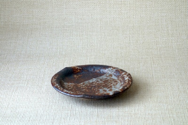 輪花皿 信濃釉a - 碟子/醬料碟/醬油碟 - 陶 咖啡色