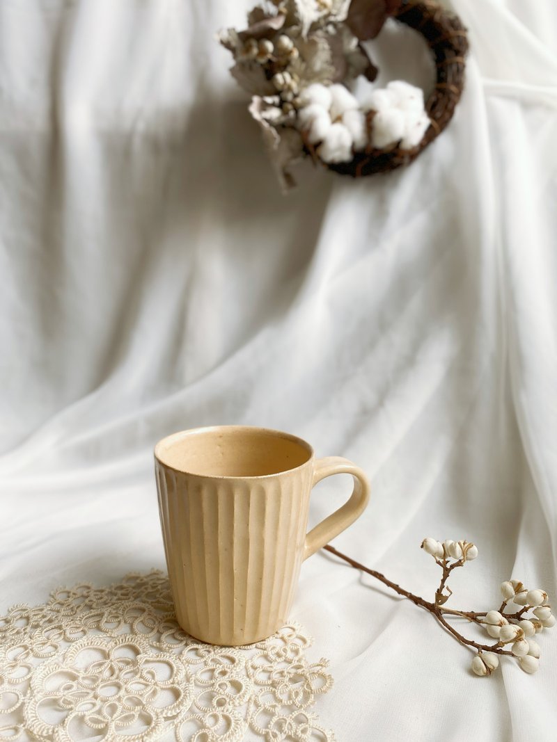 [Good Day Fetish] Germany brings back vintage handmade ceramic glazed coffee cup mug - แก้วมัค/แก้วกาแฟ - ดินเผา สีกากี