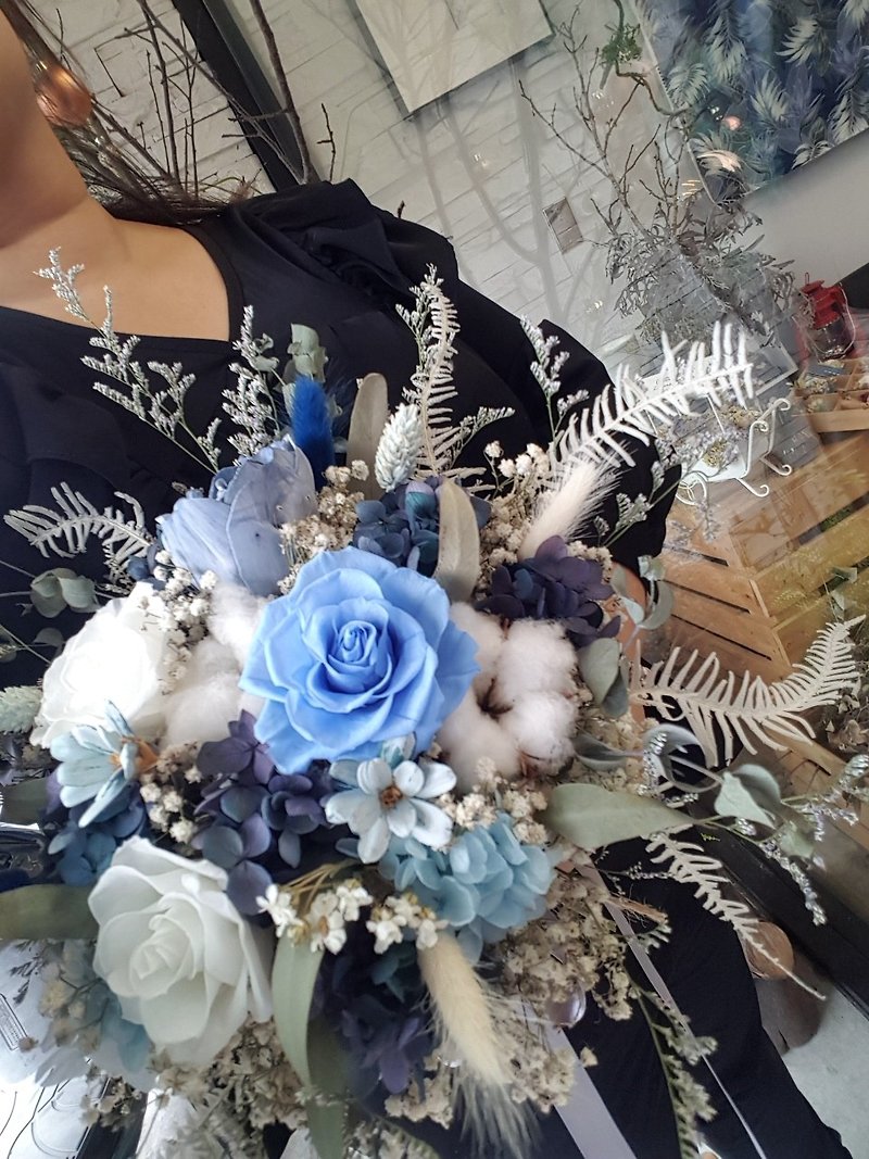 Haizang Design│ Morandi. Mist gray blue immortal flower dry bouquet - Dried Flowers & Bouquets - Plants & Flowers Blue