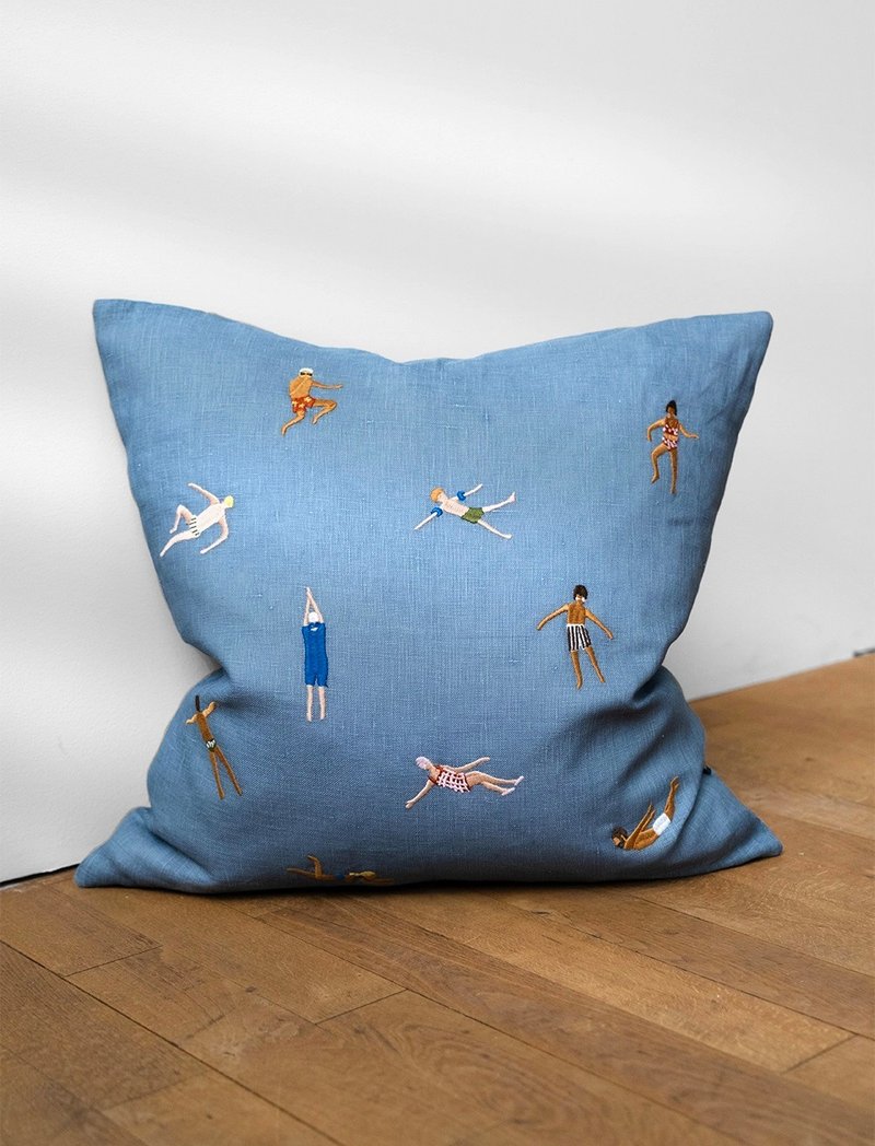 北歐設計師款 - 刺繡抱枕套 SWIMMERS  ,BLUE - 枕頭/抱枕 - 棉．麻 藍色