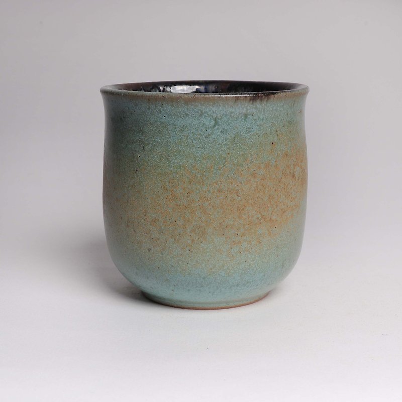 Ming bud kiln l fresh fog light green ear yellow tea cup soup swallow - Teapots & Teacups - Pottery Multicolor
