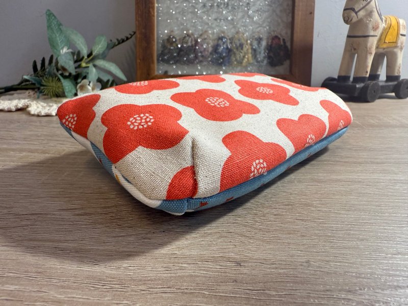 【現貨】雙色相遇/正反雙配色手作拉鍊包/唯一款 NO1花x鵝 - 化妝包/收納袋 - 棉．麻 