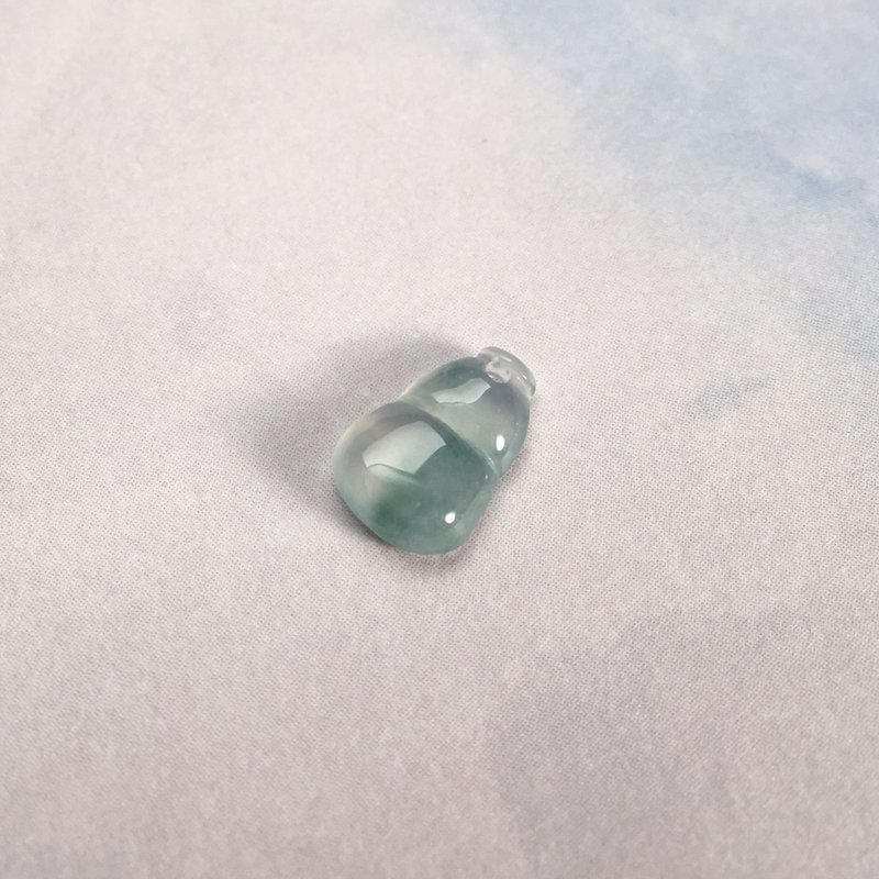 【福祿】冰種飄藍花翡翠葫蘆 | 裸石 | 天然緬甸玉翡翠A貨 | 送禮 - 金工/飾品 - 玉石 綠色