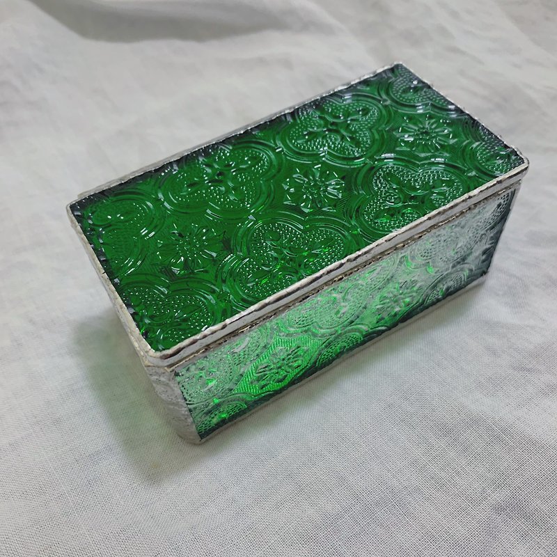 Inlaid glass STAINED GLASS window glass rare antique green begonia flower glass jewelry box
