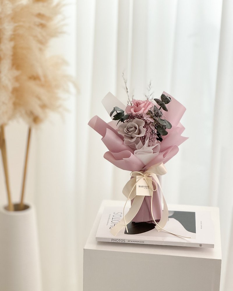 Mother's Day eternal rose bouquet (fog blue/grey pink)*with bag* - Dried Flowers & Bouquets - Plants & Flowers Blue