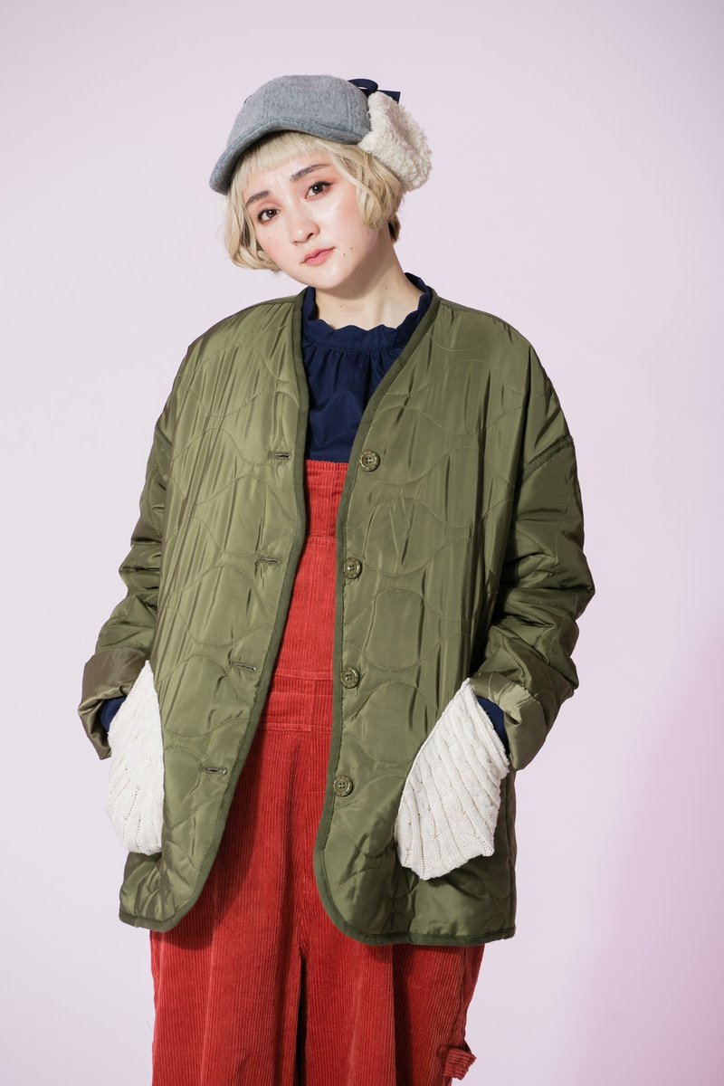 :EMPHASIZE毛線口袋復刻軍用內裡鋪棉外套-軍綠 - 女大衣/外套 - 聚酯纖維 綠色